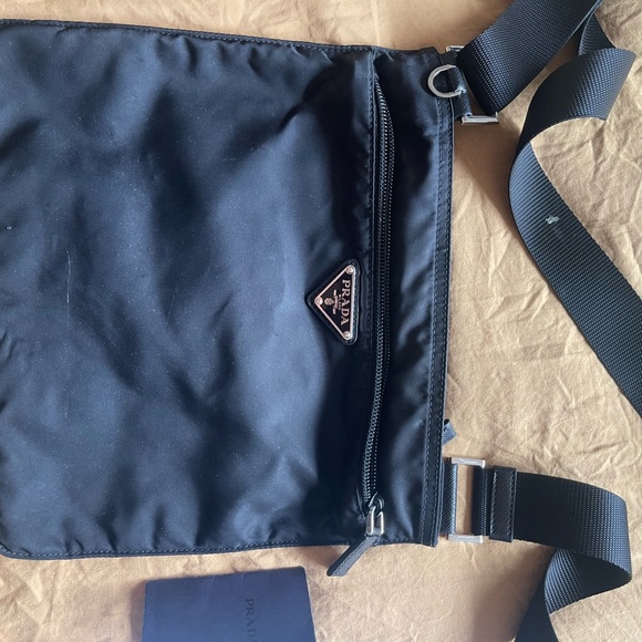 Authentic Prada Crossbody … Good Condition includes original dustbag - Picture 7 of 9